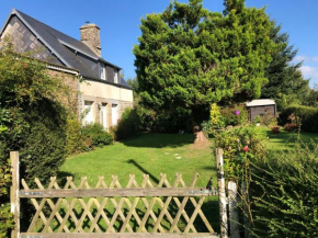Hotels in Saint-Laurent-de-Cuves